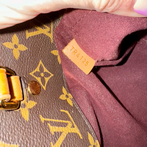 Monogram Montaigne GM - Picture 7 of 14